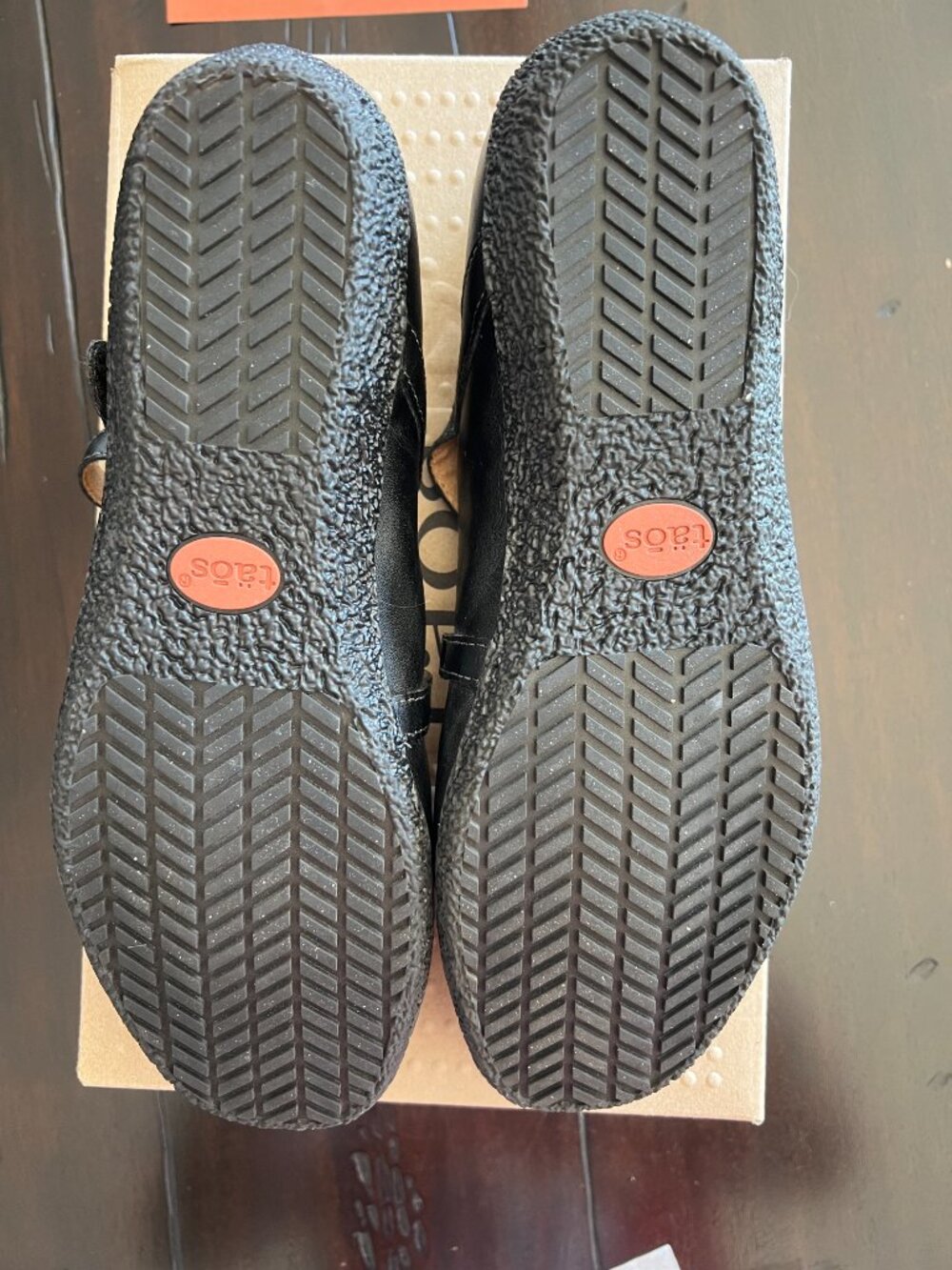 Taos Footwear Banter Leather Mary Jane Flat - Picture 5 of 6